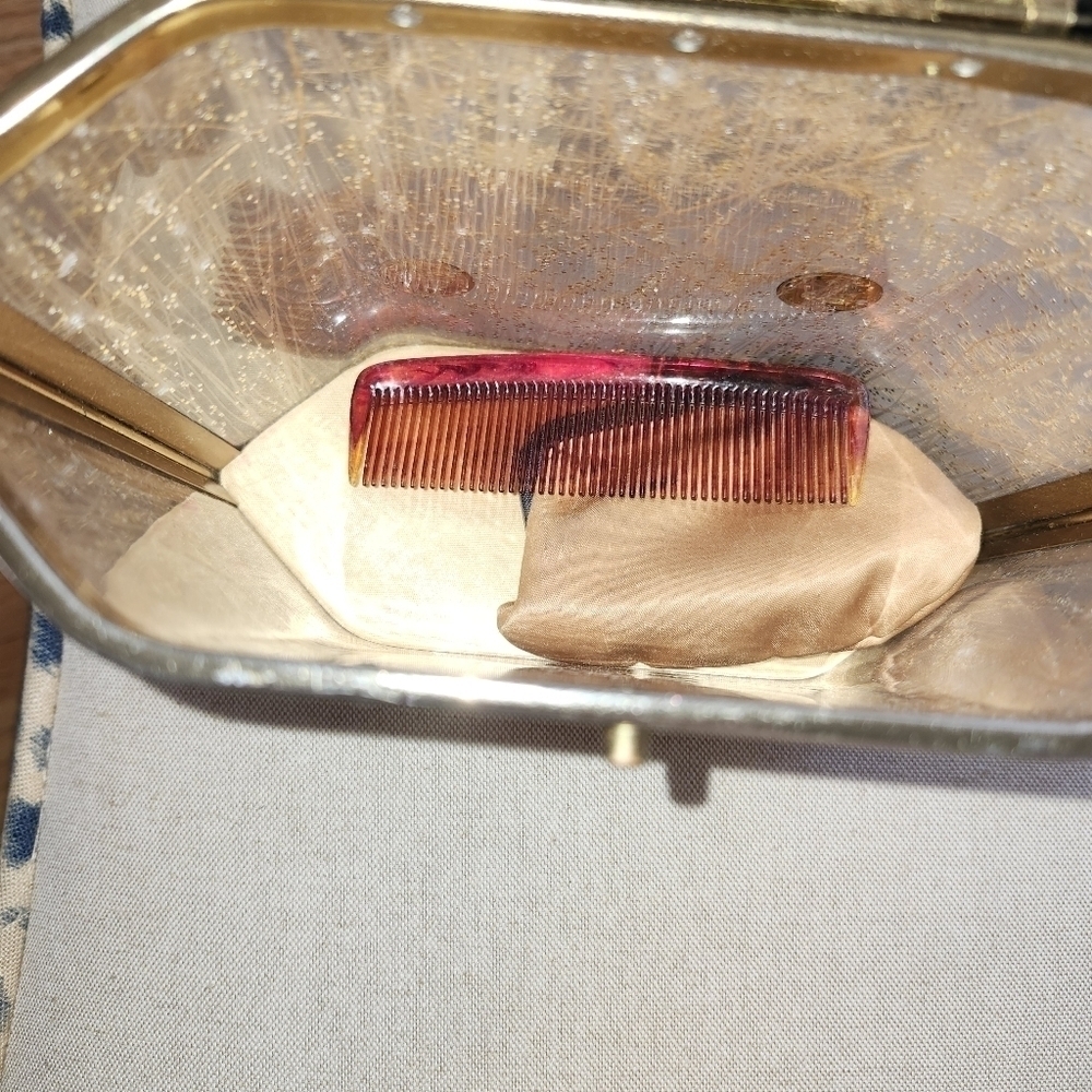 Vintage Majestic Lucite Elegant Black and Gold Women's Handbag - Picture 4 of 4